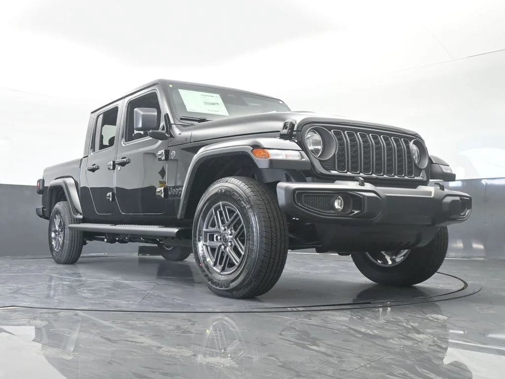 New 2026 Black Clear-Coat Exterior Paint Jeep Sport S image 55