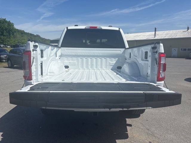 Used 2023 White Ford Lariat image 8