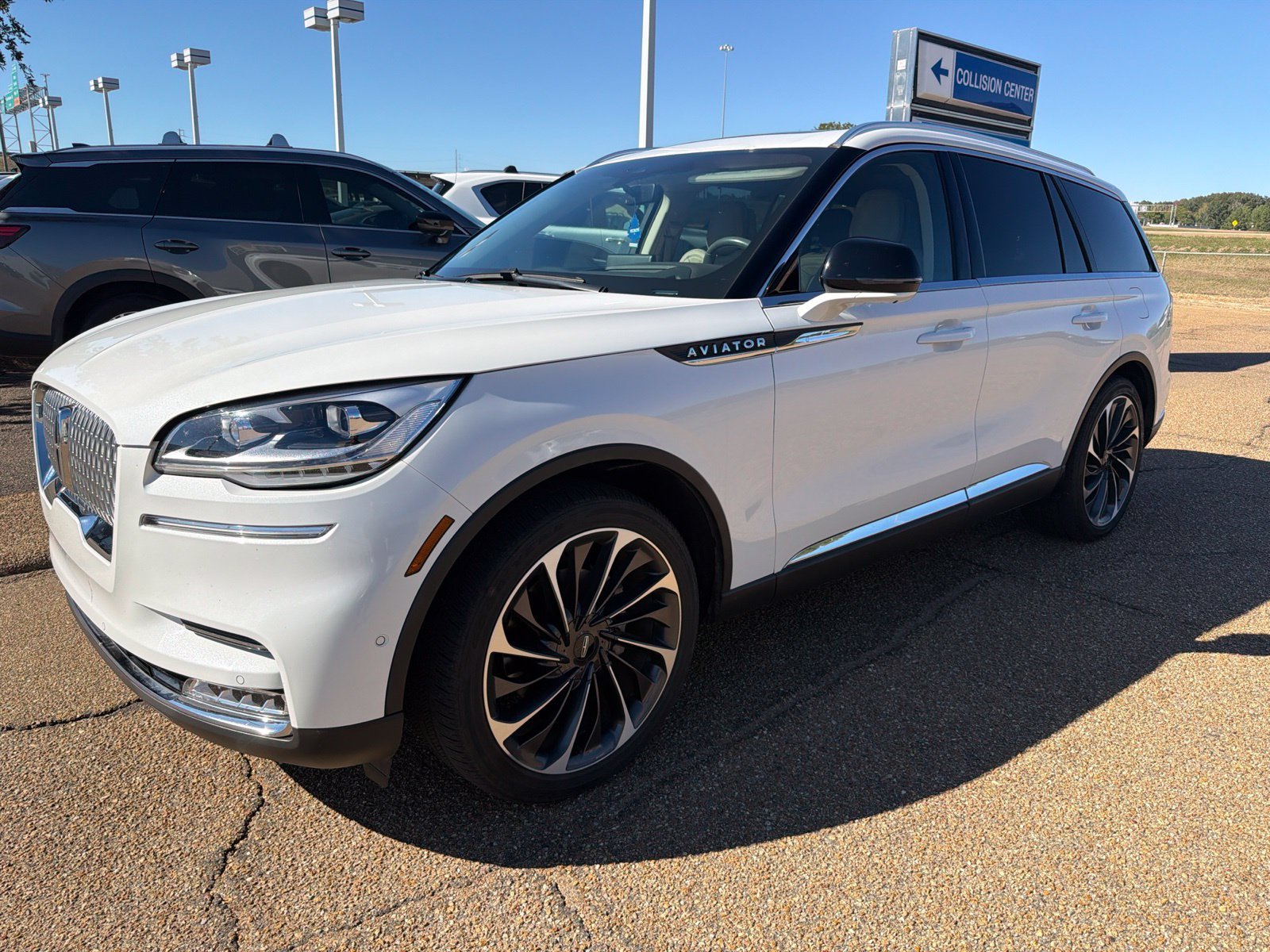 2023 Lincoln Aviator