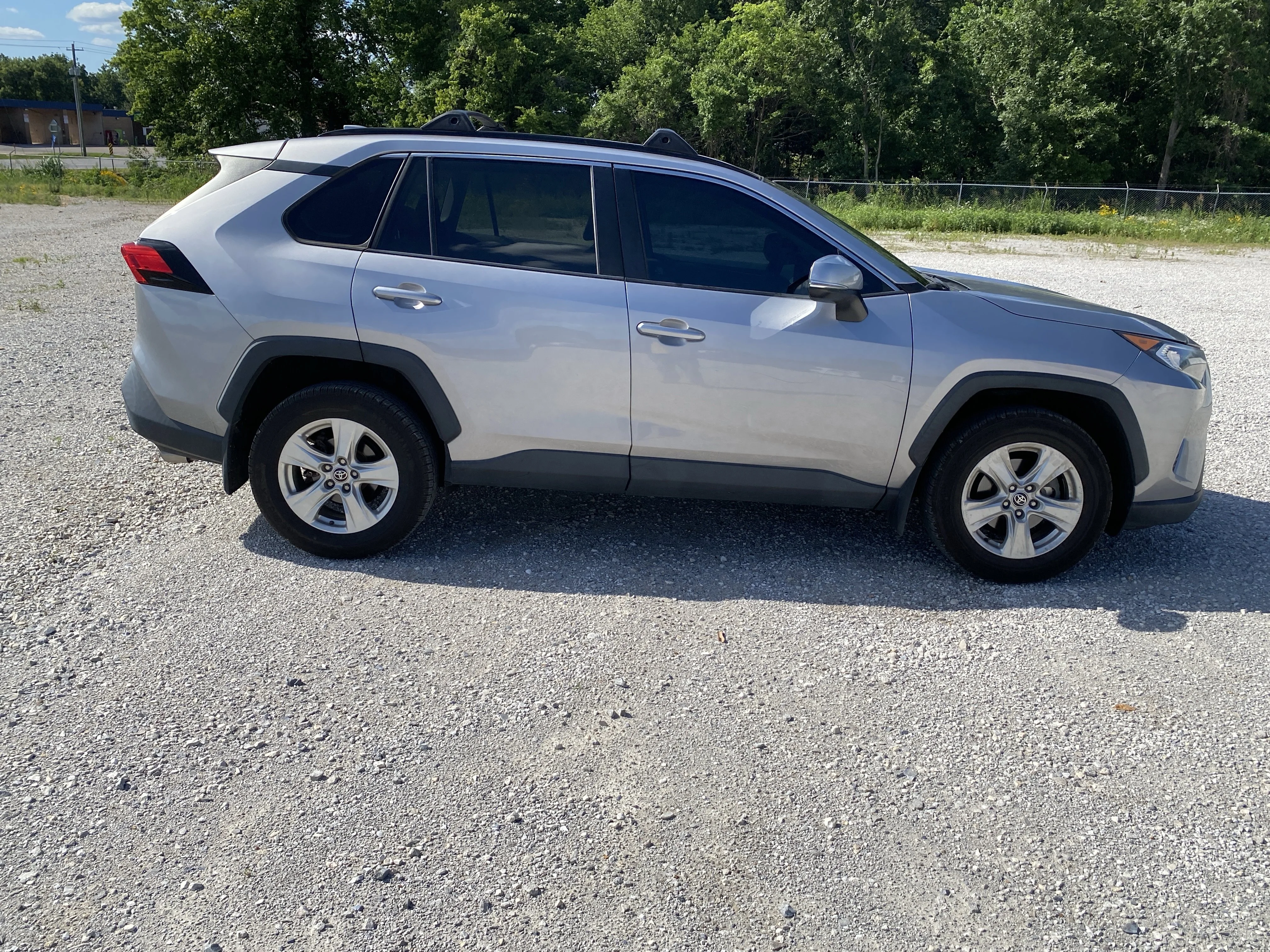 Used 2021 Silver Toyota XLE image 2