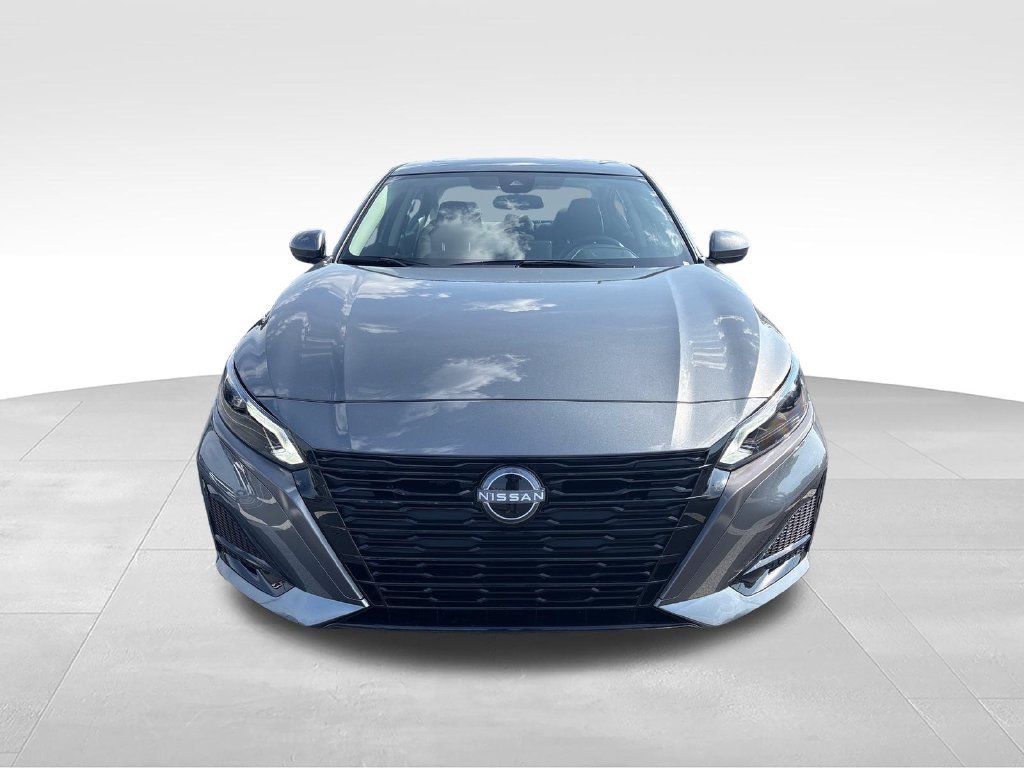 New 2026 Gray Nissan 2.5 SV image 8