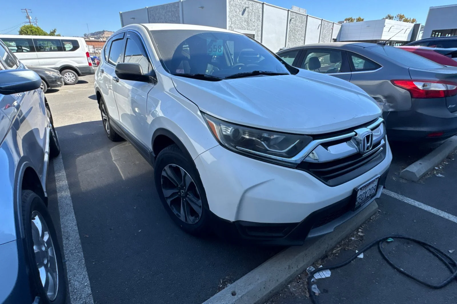 Used 2018  Honda LX image 2
