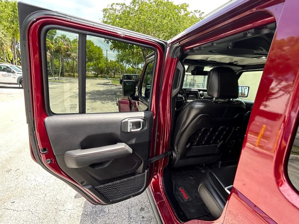 Used 2022 Red Jeep Unlimited Rubicon 392 image 47