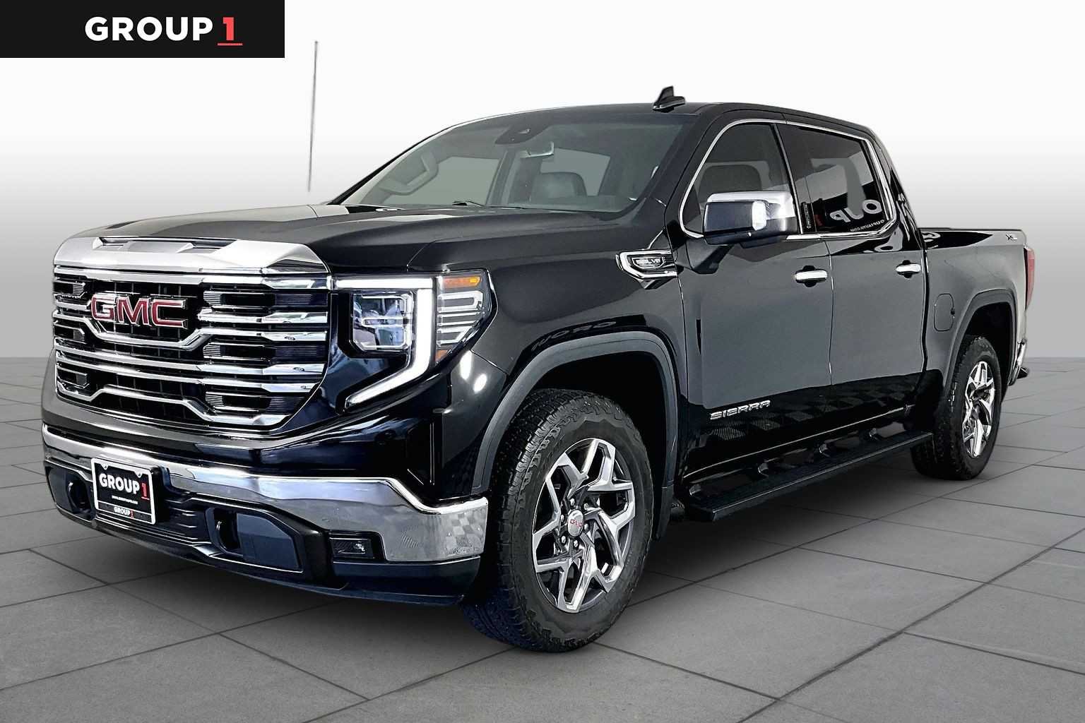 Certified Used 2022 Onyx Black GMC SLT image 1