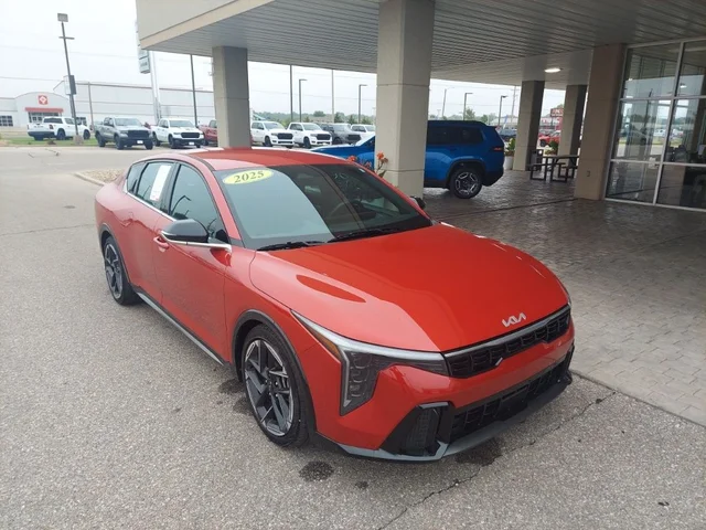 2025 Kia K4 GT-Line