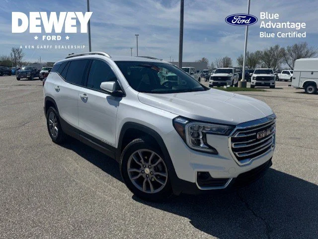 2024 GMC Terrain SLT AWD's photo