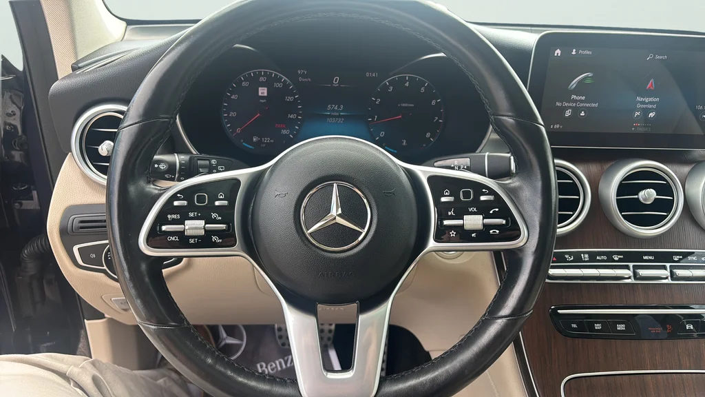 Used 2021  Mercedes-Benz GLC 300 image 11