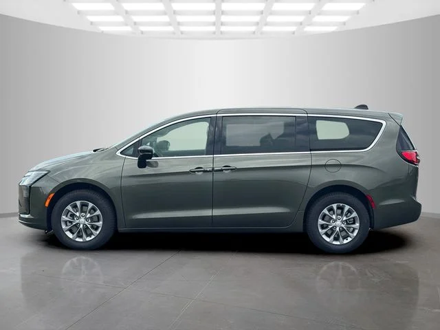New 2027 Olive Green Pearl-Coat Exterior Paint Chrysler Select image 4