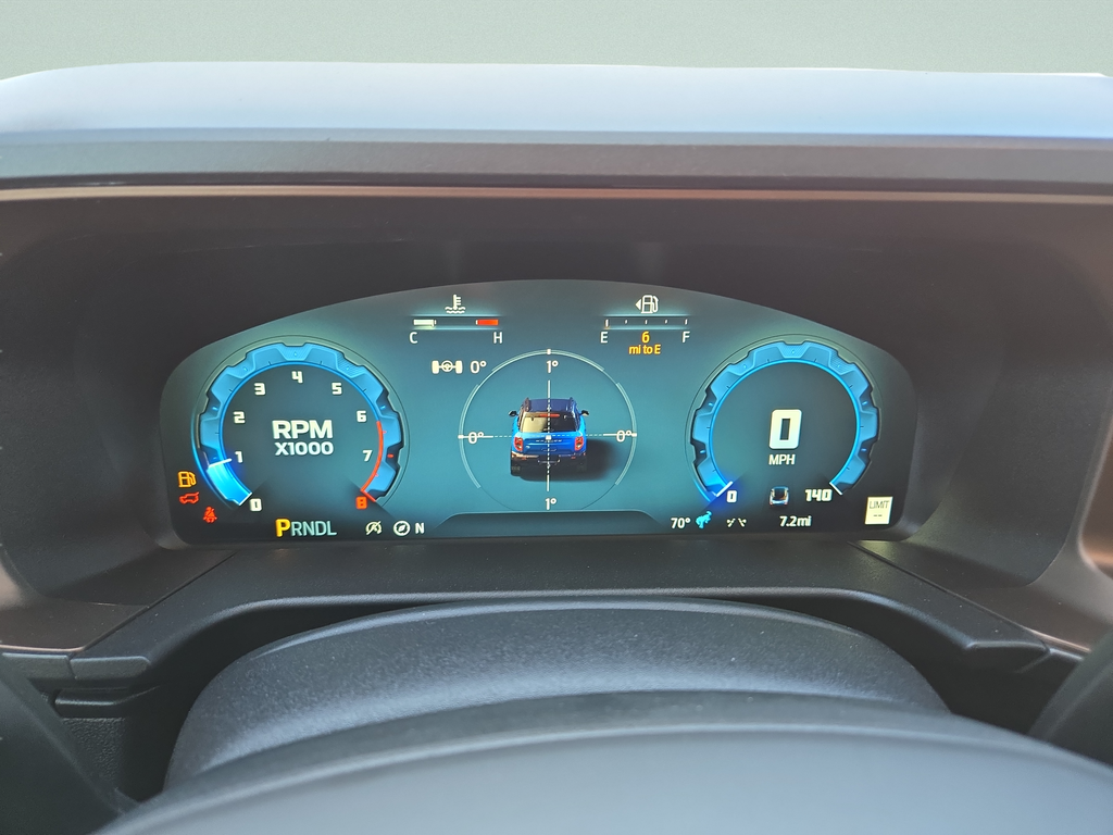 New 2025 Eruption Green Metallic Ford Outer Banks® image 28