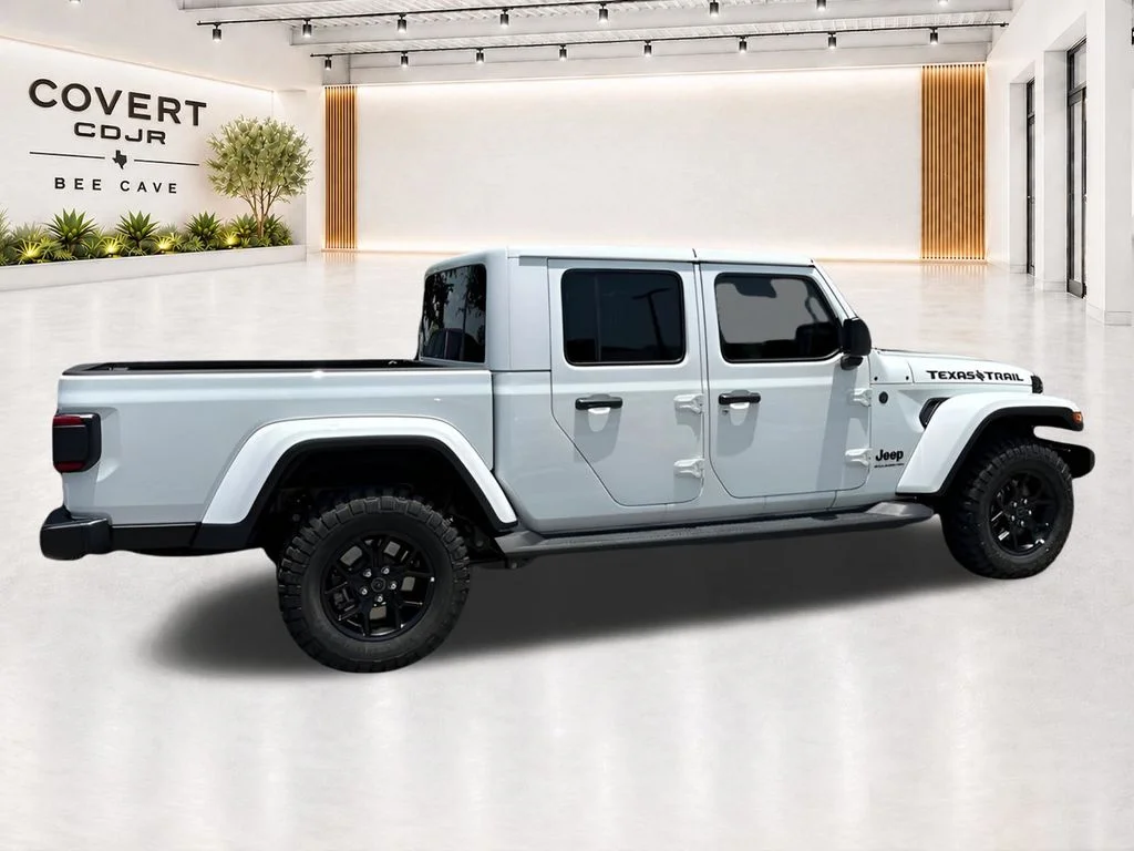 New 2026 Bright White Clear-Coat Exterior Paint Jeep Texas Trail image 12