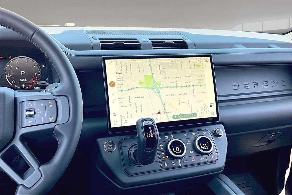 New 2026 FUJI WHITE Land Rover S image 6