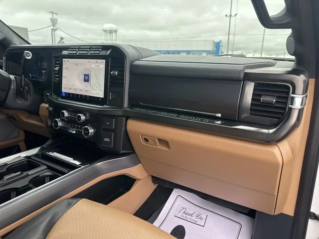 Used 2023 Oxford White Ford Lariat image 4