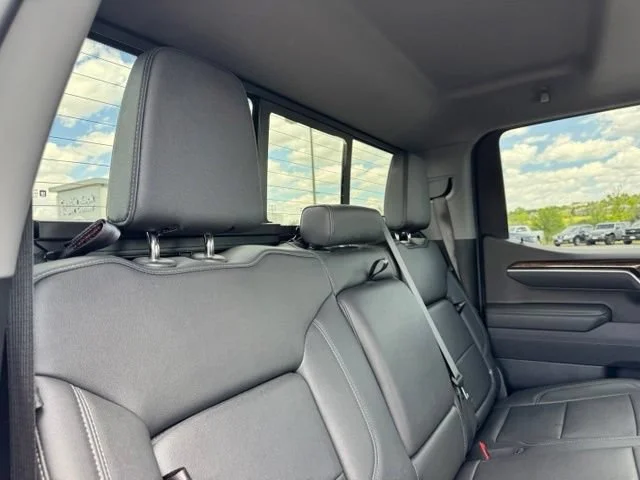 Certified Used 2025 Sterling Metallic GMC Elevation image 22