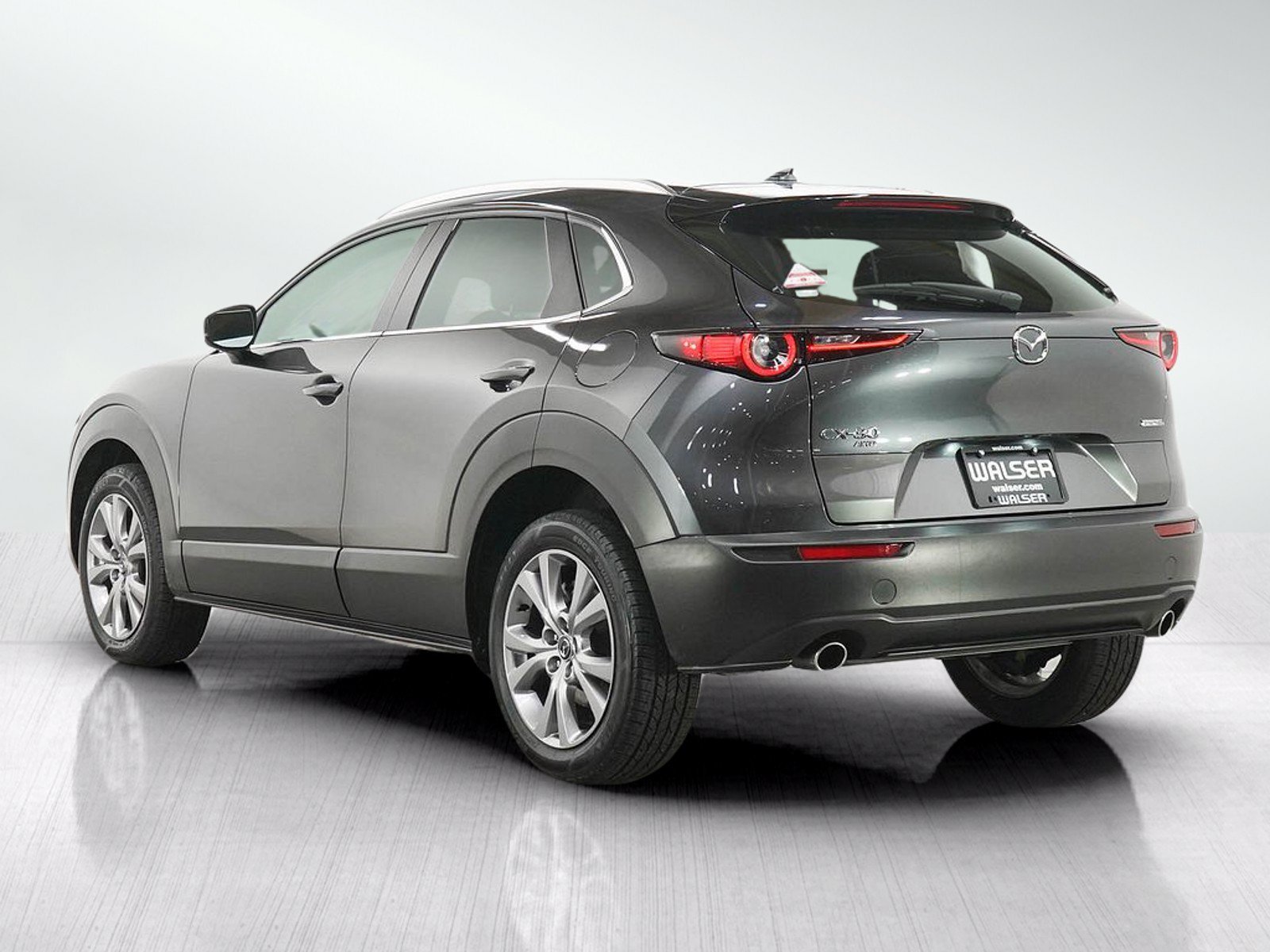 Used 2021 Machine Gray Metallic Mazda Premium image 3