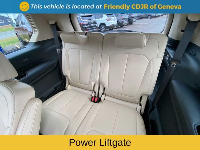 Used 2022 Gray Jeep Limited image 12
