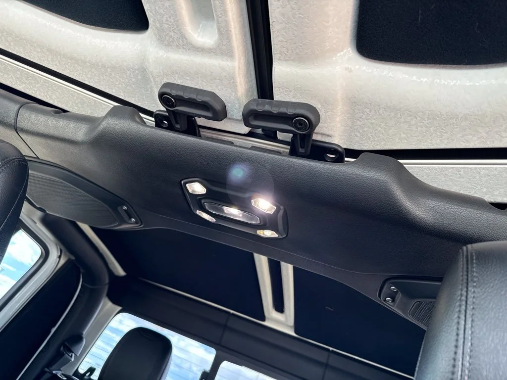 Used 2021 White Jeep Rubicon image 17