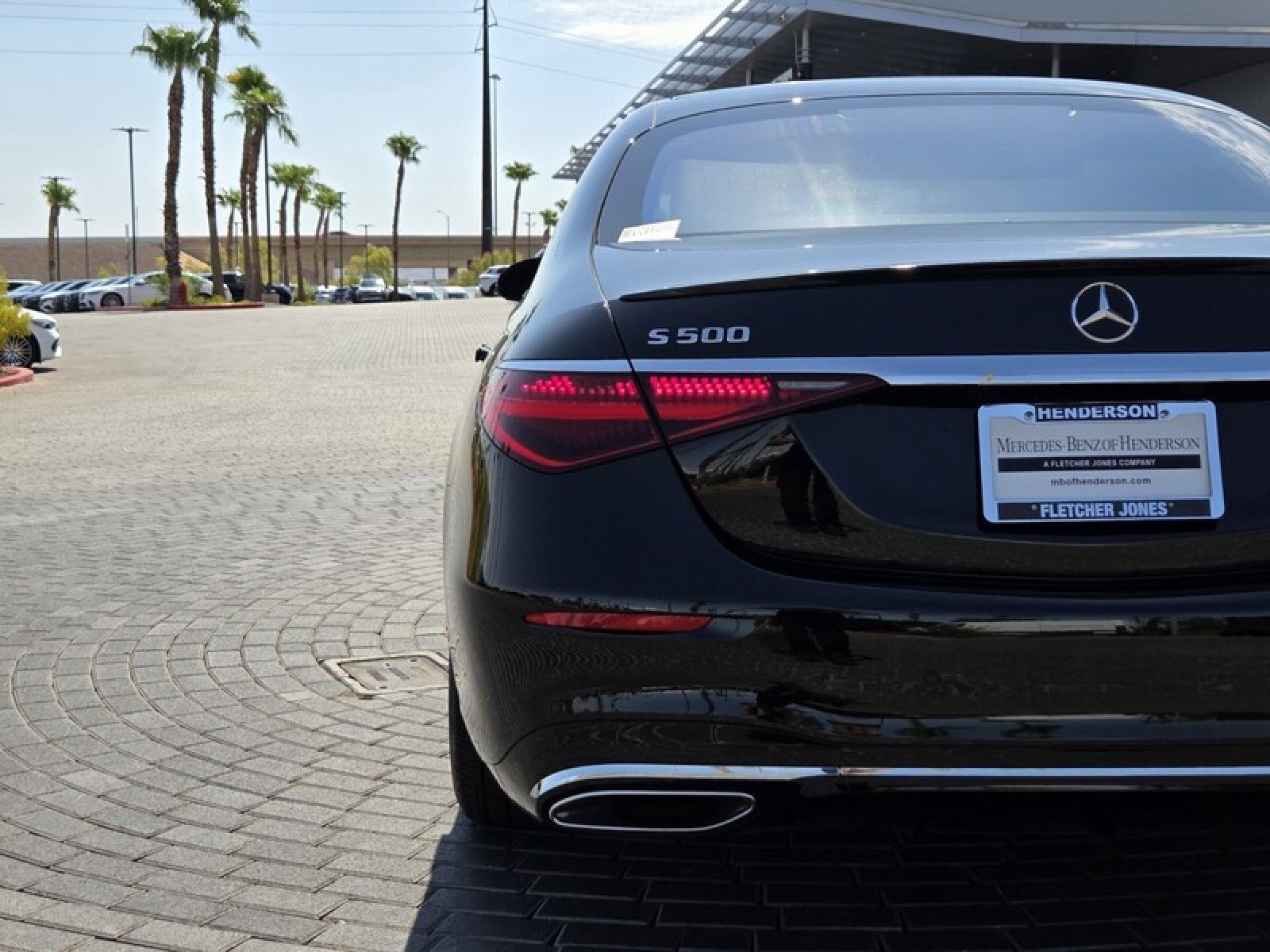 Certified Used 2025 Obsidian Black Metallic Mercedes-Benz S 500 image 11