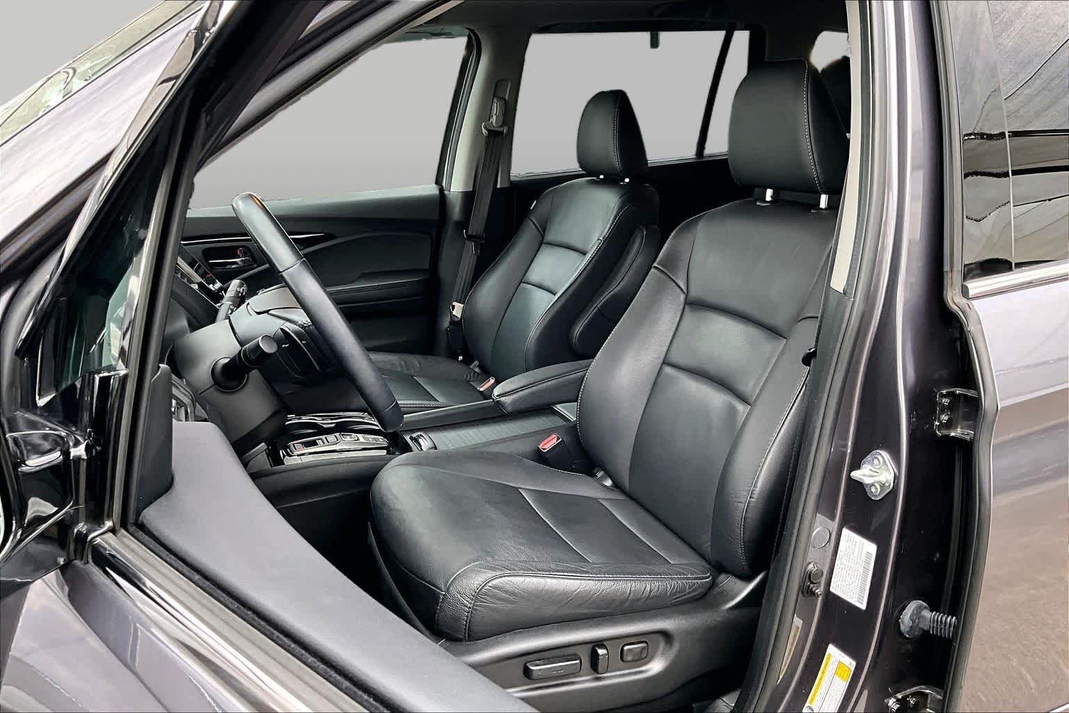 Pre-Owned 2022 Honda Pilot Touring 7-Passenger