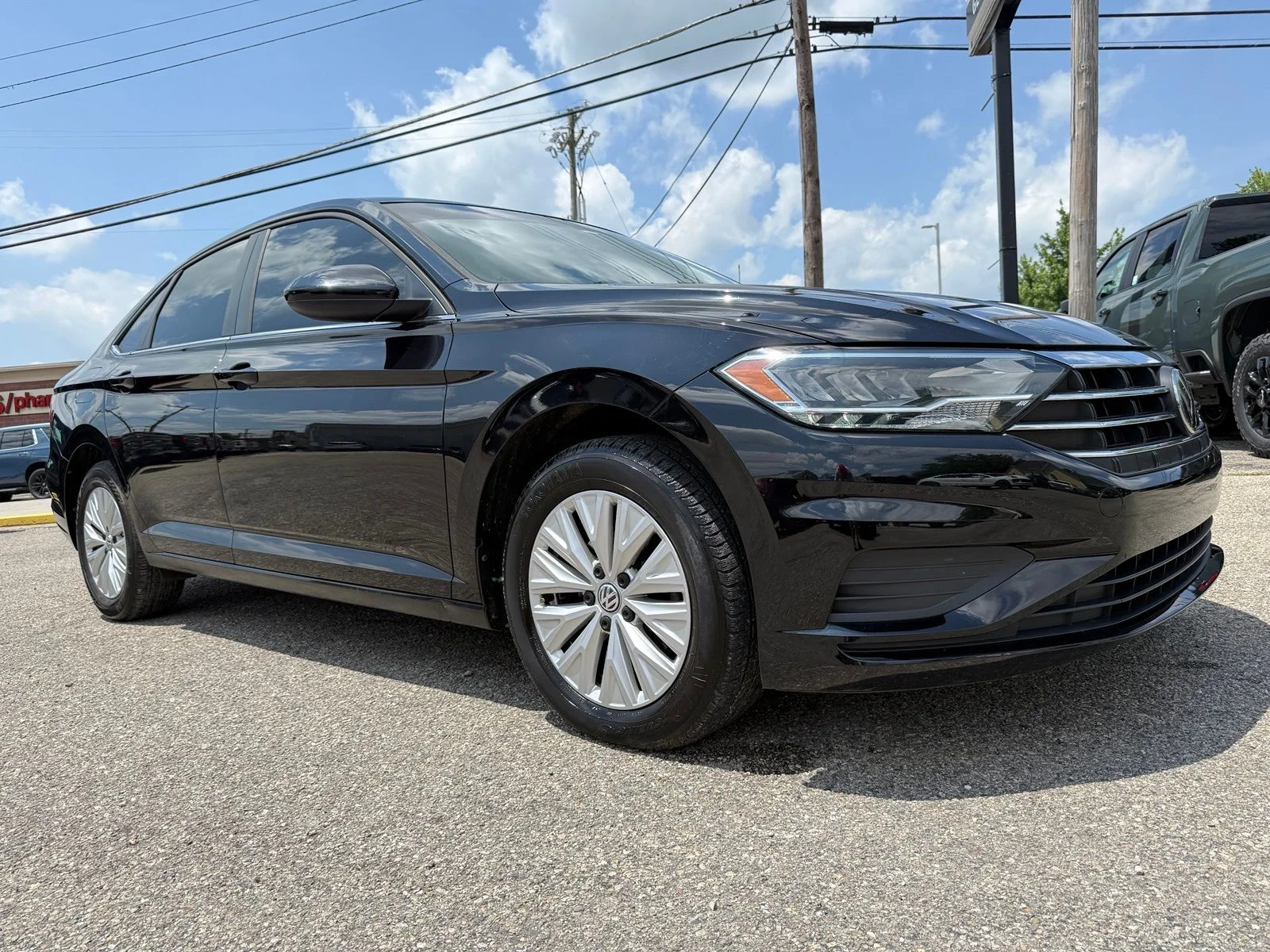 Used 2019 Black Volkswagen 1.4T S image 10