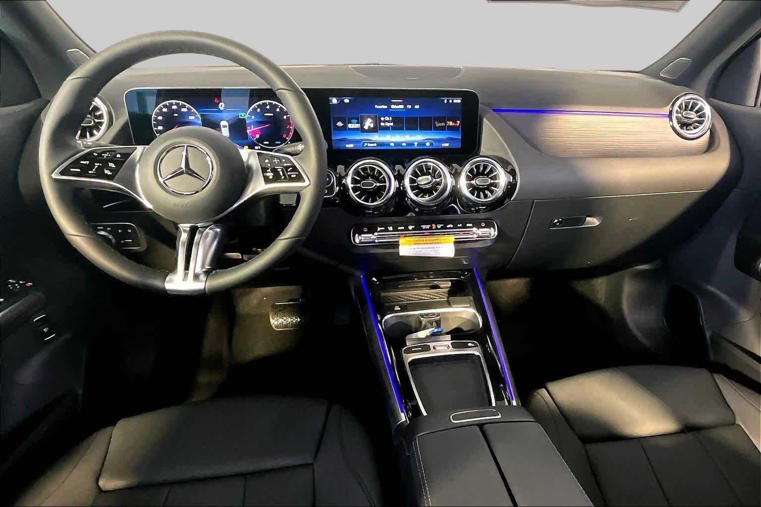 New 2026 Mountain Grey Metallic Mercedes-Benz GLA 250 image 7