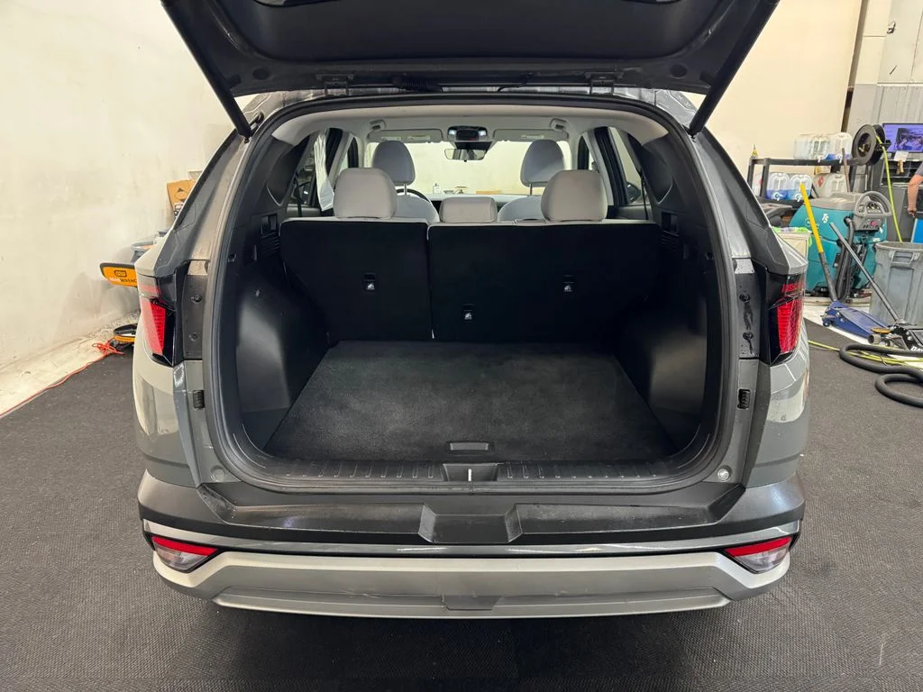 Used 2025 Gray Hyundai SEL image 6