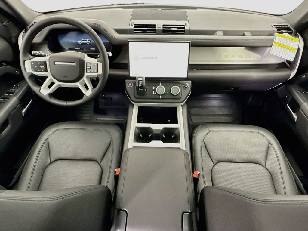 New 2026 Santorini Black Land Rover S image 14