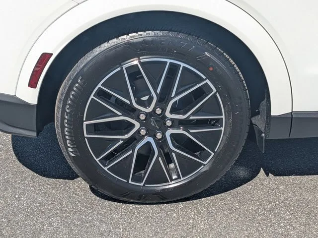New 2026 White Ford Premium image 10