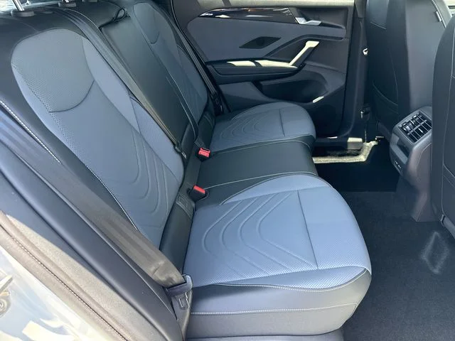 New 2026 Opal White W/Deep Black Roof Volkswagen 2.0T SE R-Line Black image 25