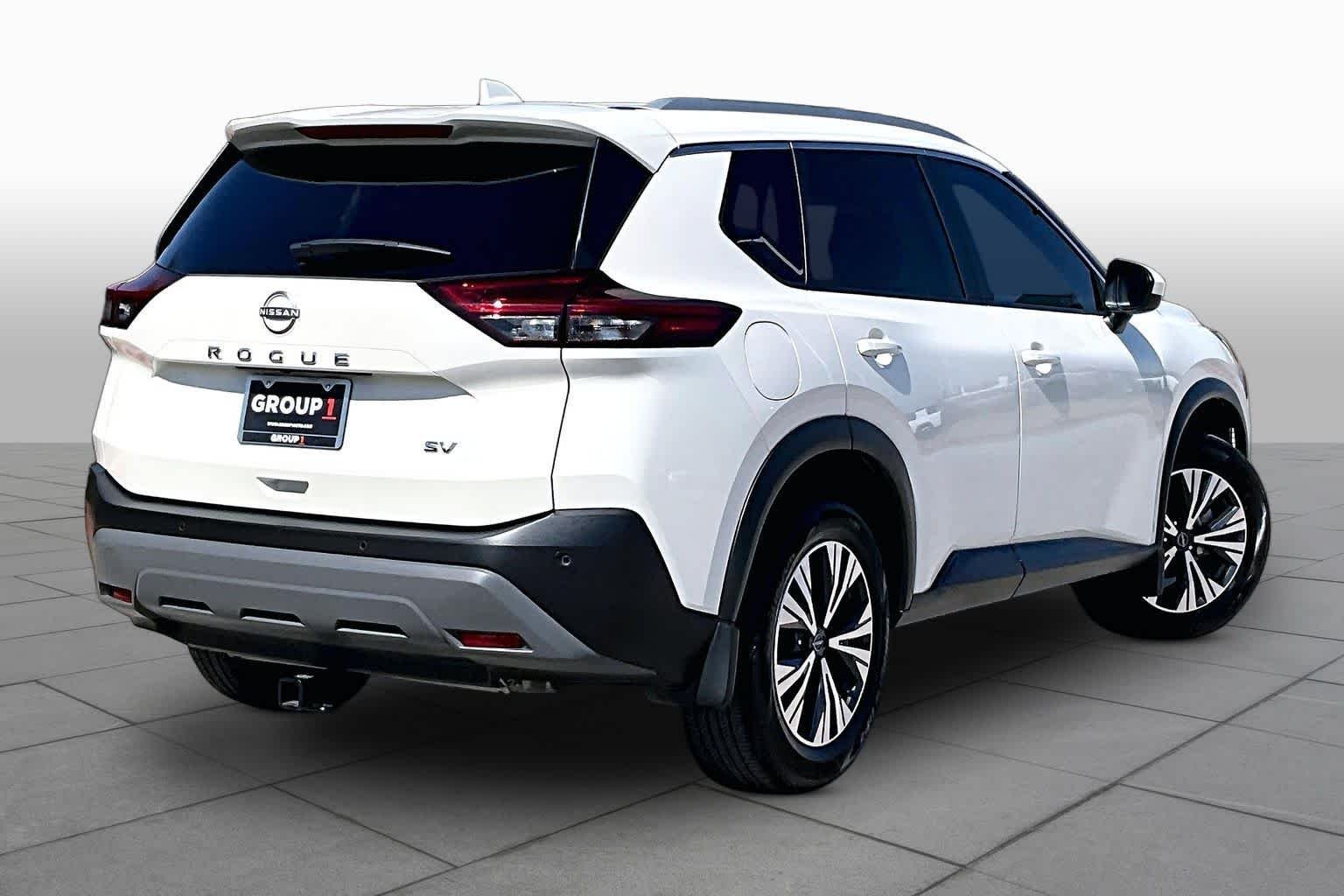 Certified Used 2023 Pearl White Tricoat Nissan SV image 13