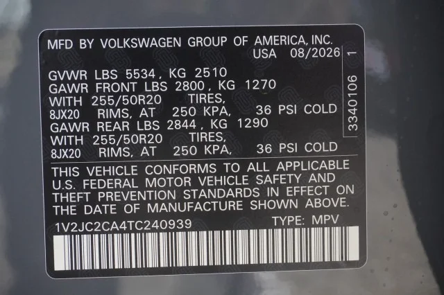New 2026 Pure Gray Volkswagen 2.0T SE w/Technology image 39