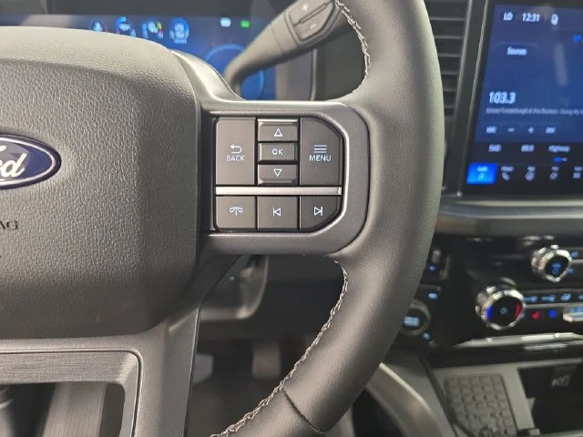 New 2027 Glacier Gray Metallic Tri-Coat Ford F-350® Lariat® image 43