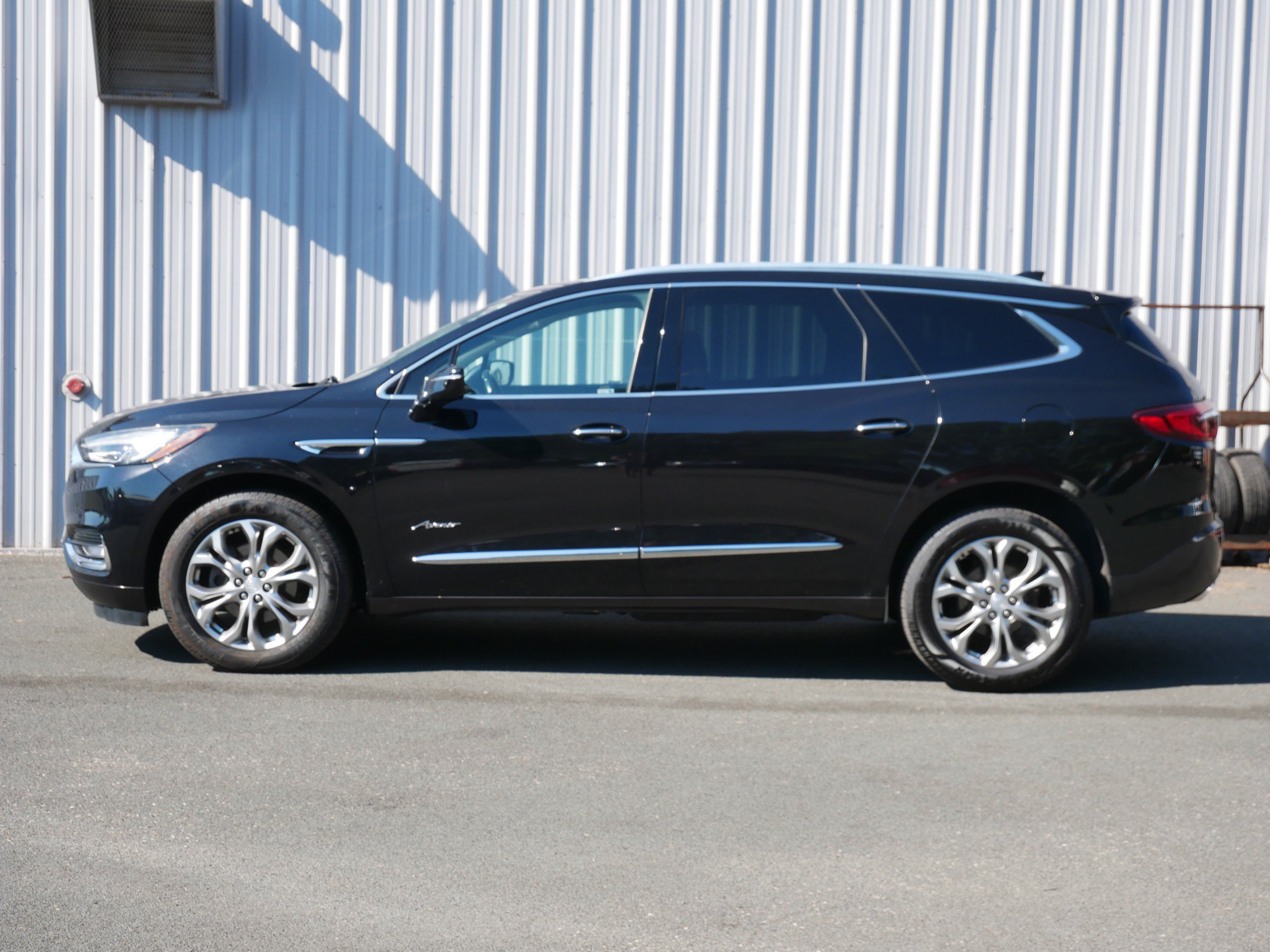 Used 2018 Buick Enclave Avenir with VIN 5GAEVCKWXJJ169921 for sale in Hastings, Minnesota
