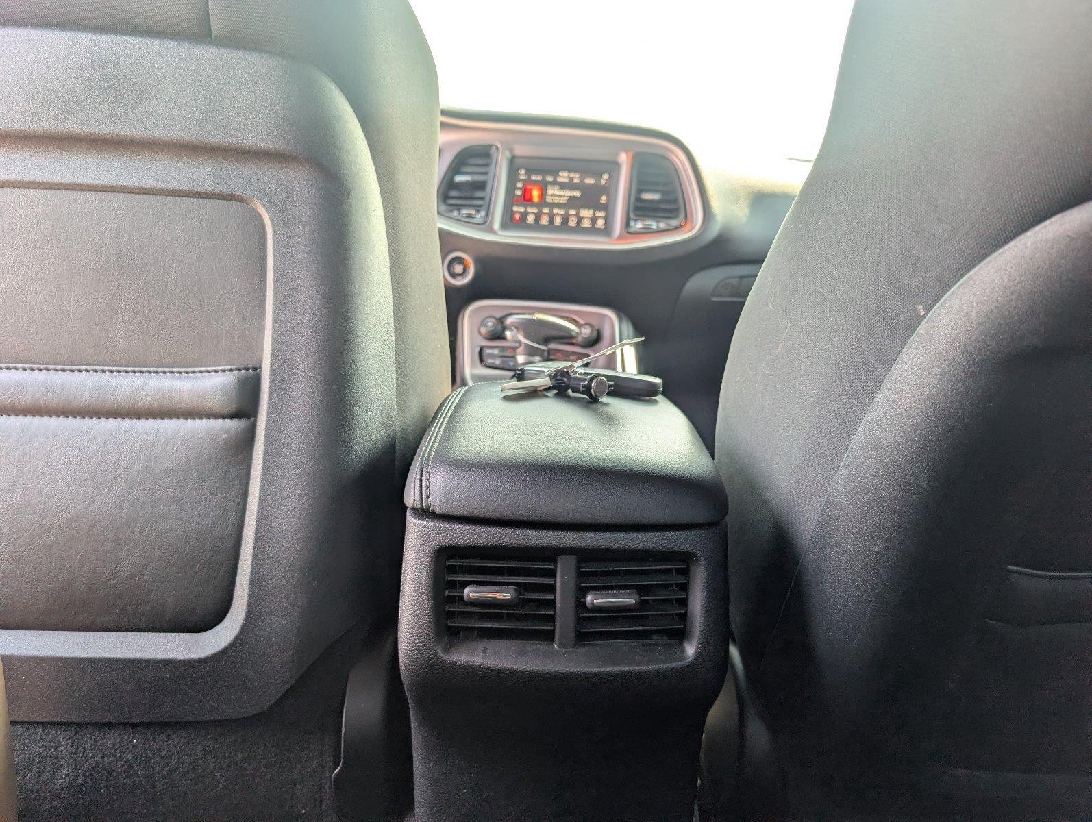 Used 2022 Pitch Black Clearcoat Dodge R/T image 33