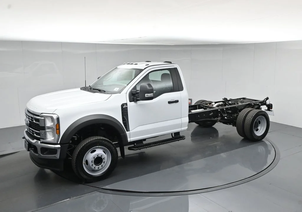 New 2026 White Ford XL image 33
