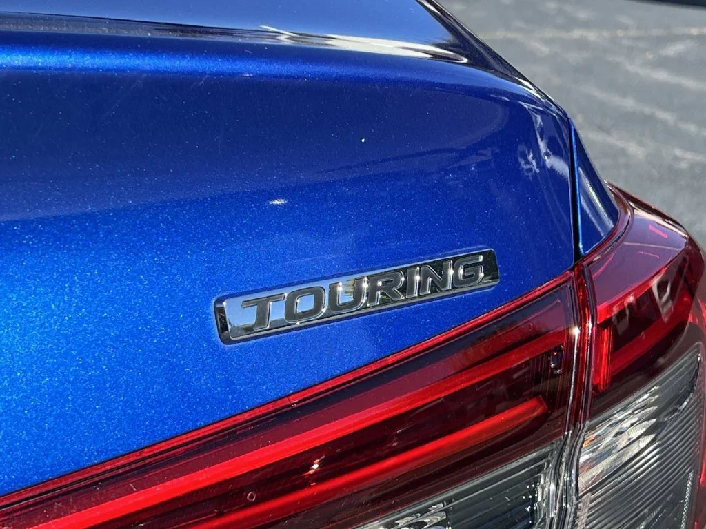 Used 2022 Blue Honda Touring image 9