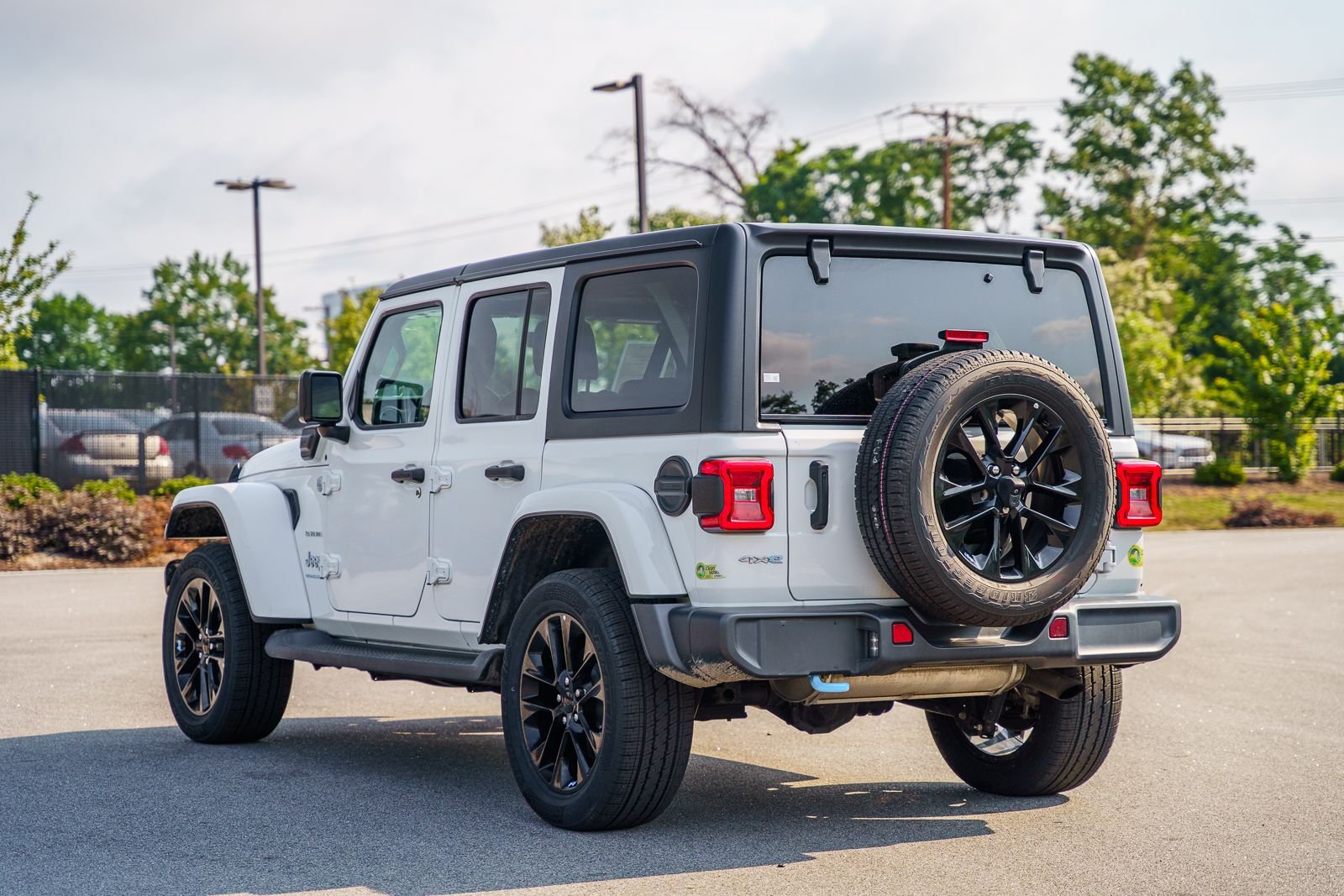 Used 2023 White Jeep Sahara 4xe image 4