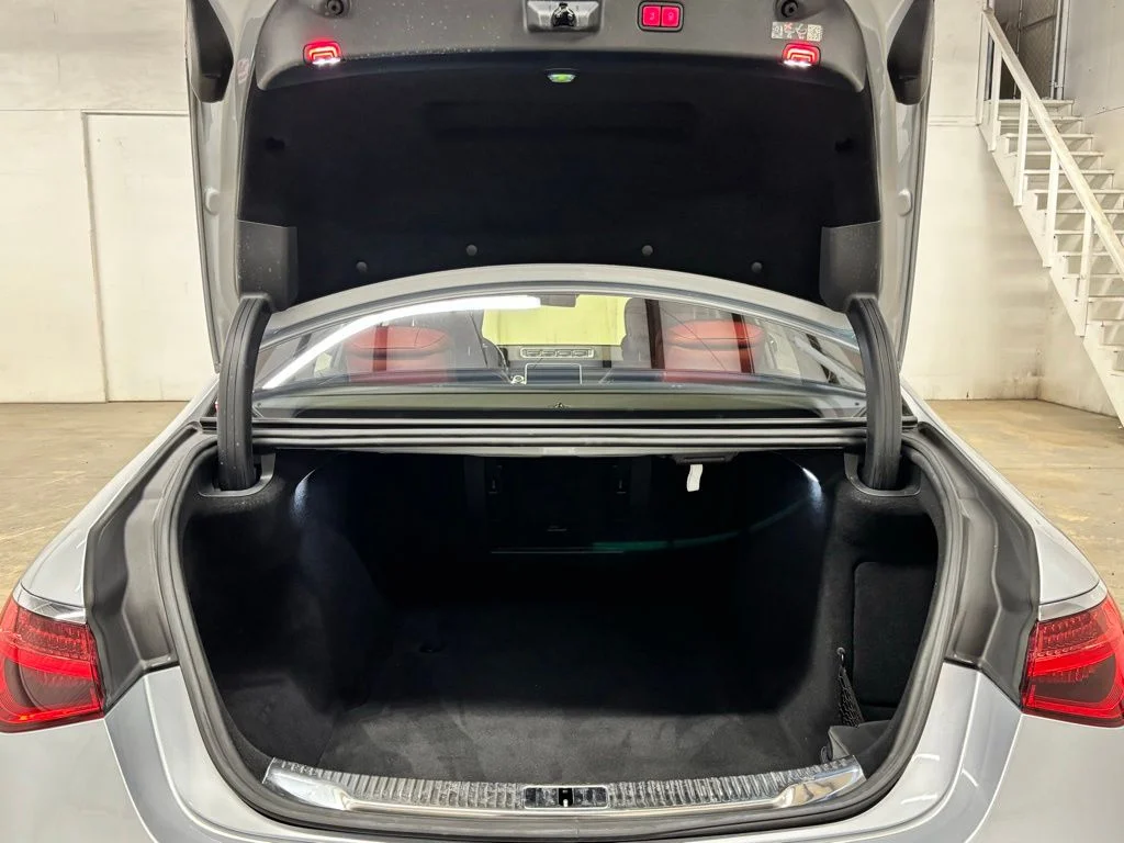 Used 2023 Silver Mercedes-Benz S 580 image 24