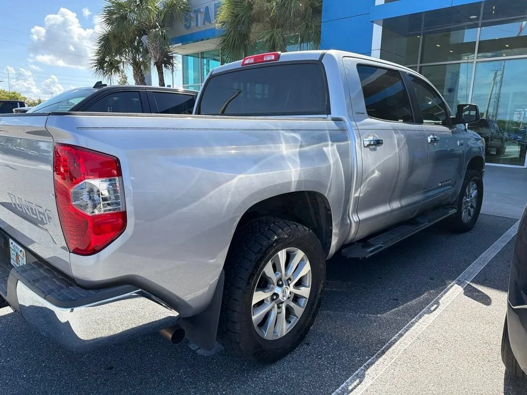 Used 2014  Toyota LTD image 8