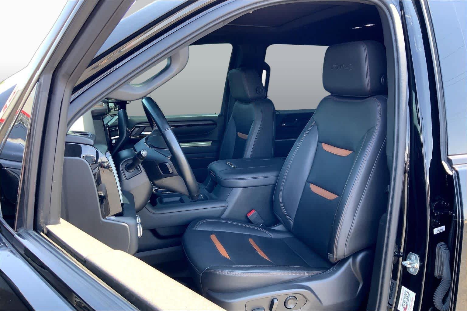 Used 2024 Onyx Black GMC AT4 image 8