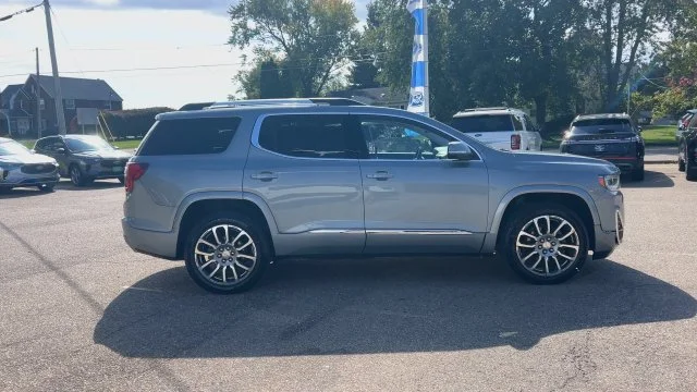 Used 2023 Silver GMC Denali image 11