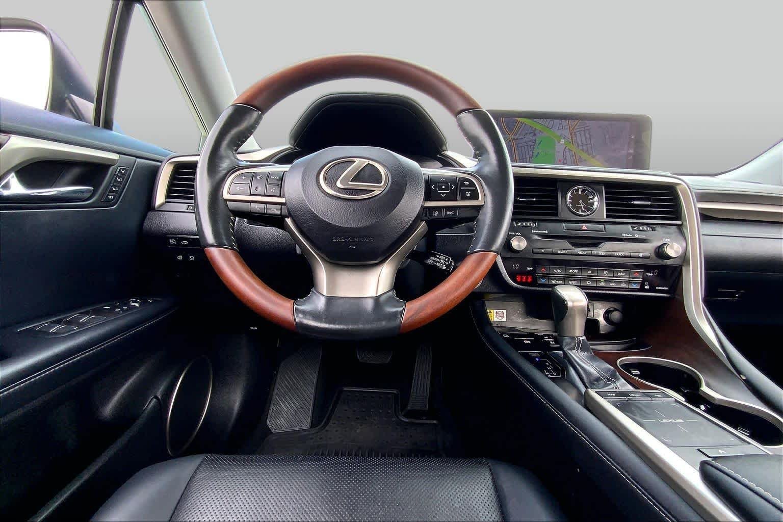 Used 2022 Eminent White Pearl Lexus  image 6
