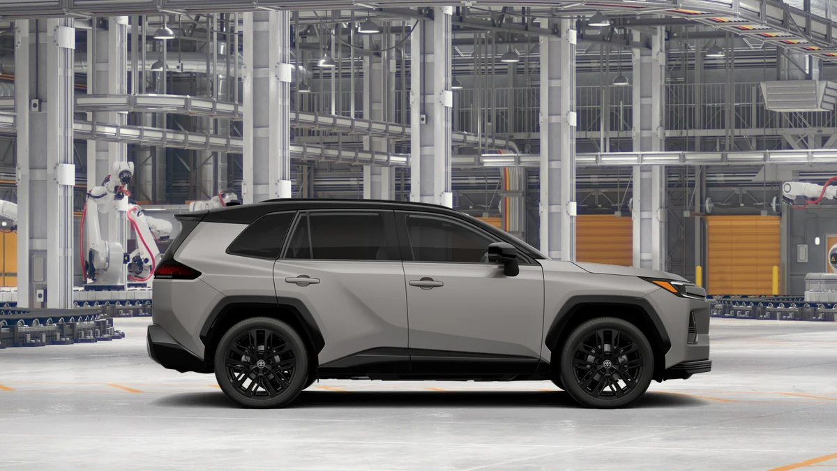 New 2026 Meteor Shower with Midnight Black Metallic roof Toyota XSE image 12
