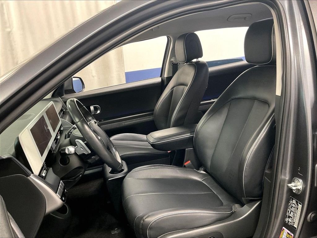 Used 2023 Gray Hyundai SEL image 10