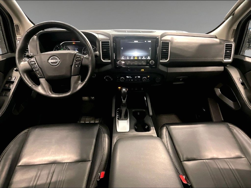 Used 2024 White Nissan SL image 17
