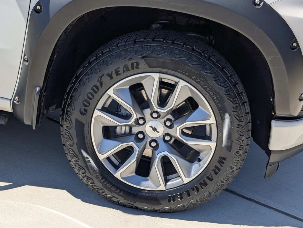 Used 2021 Beige Chevrolet RST image 7