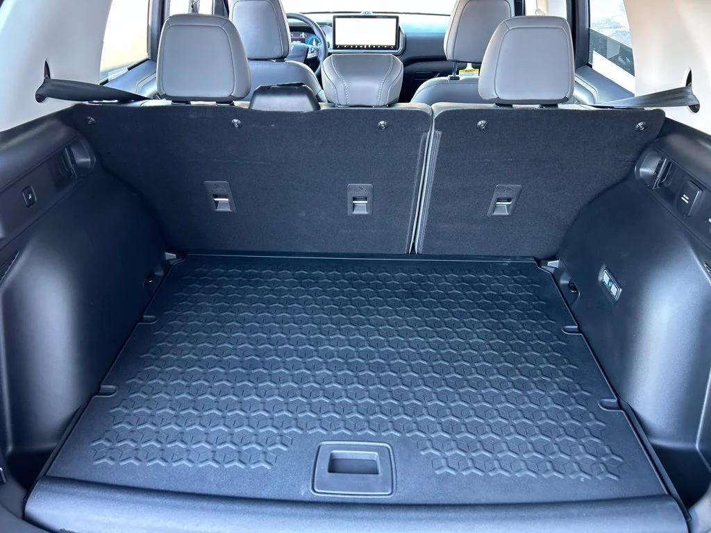 New 2026 Shadow Black Ford Badlands® image 22