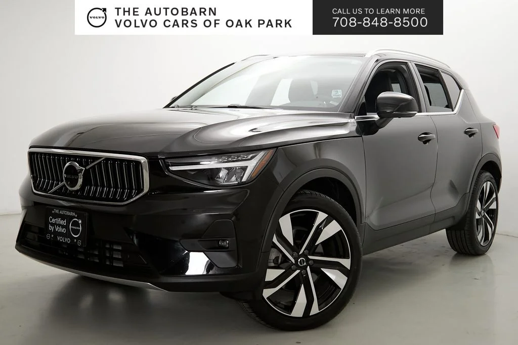 2023 Volvo XC40