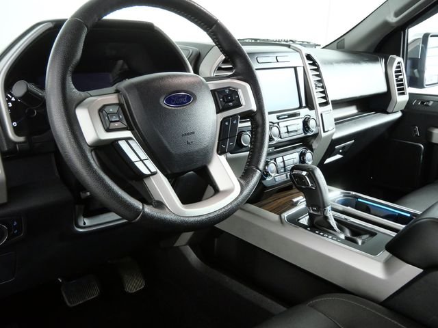 Used 2015  Ford Lariat image 21