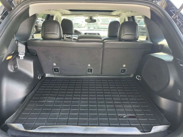 Used 2019 Diamond Black Jeep Trailhawk image 13