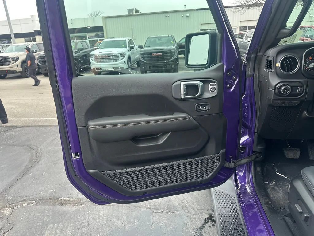New 2026 Reign Exterior Paint Jeep Sahara image 12
